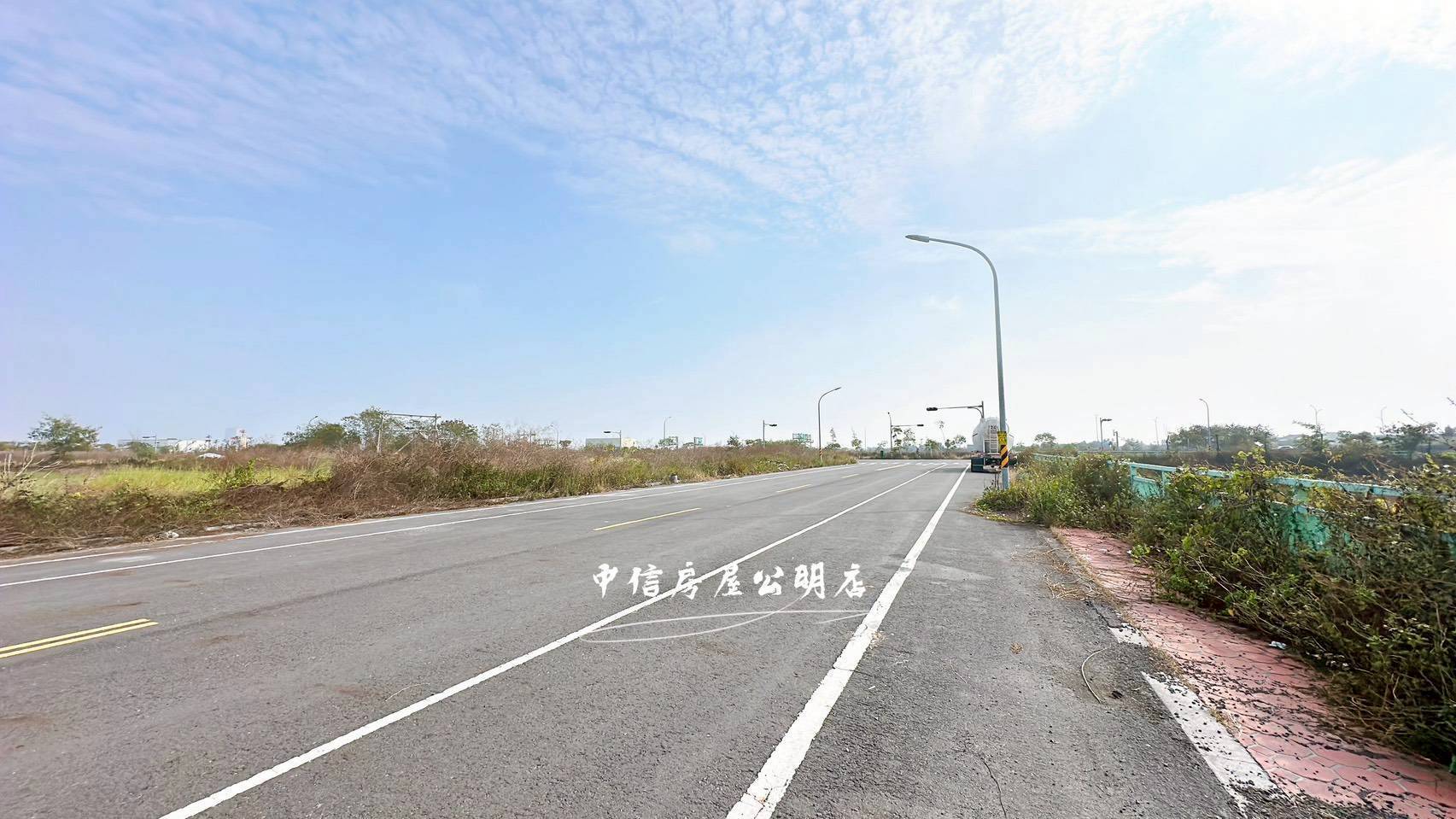近北港路貨轉中心旁便宜建地15米路上