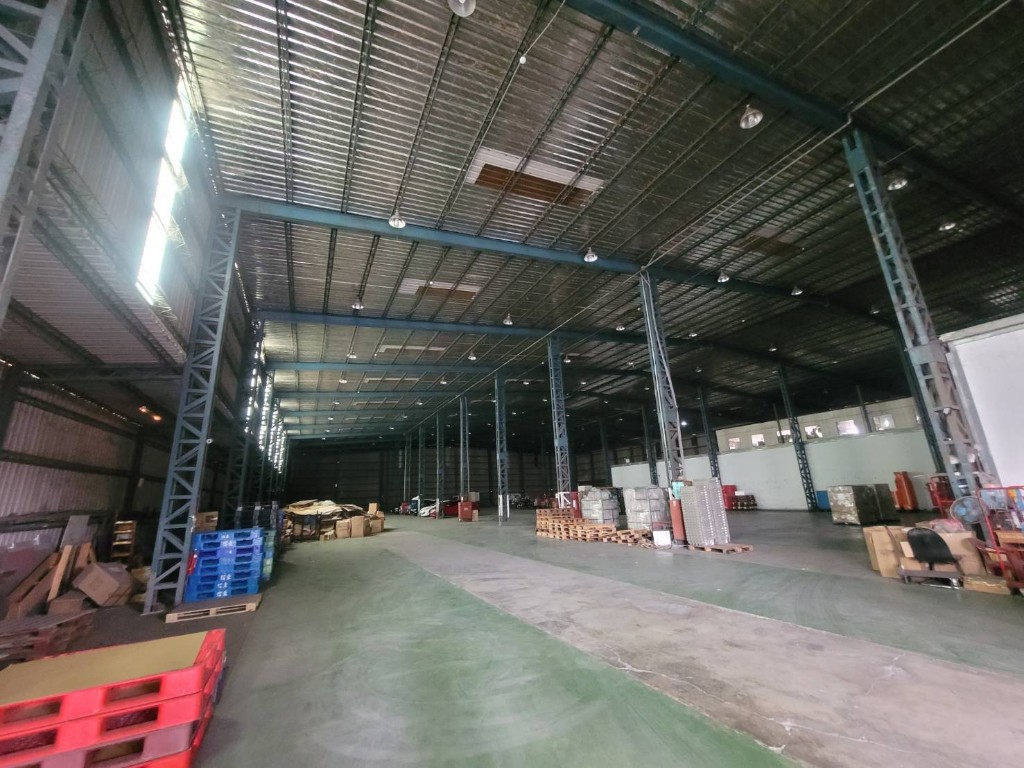 高雄千坪碼頭廠房