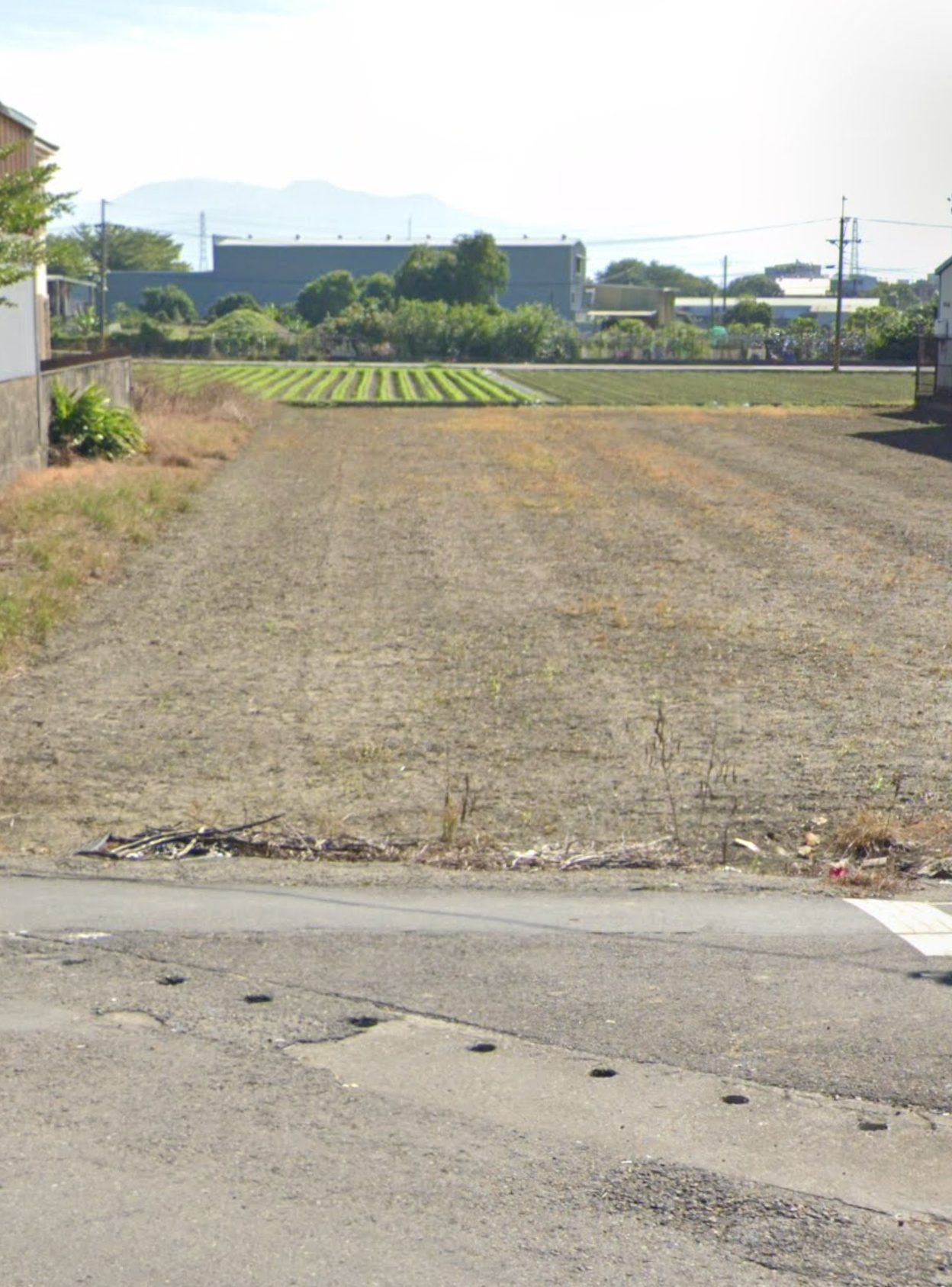 大寮鳳林路上18米大面寬三角窗臨路廠房（陳美鳳）