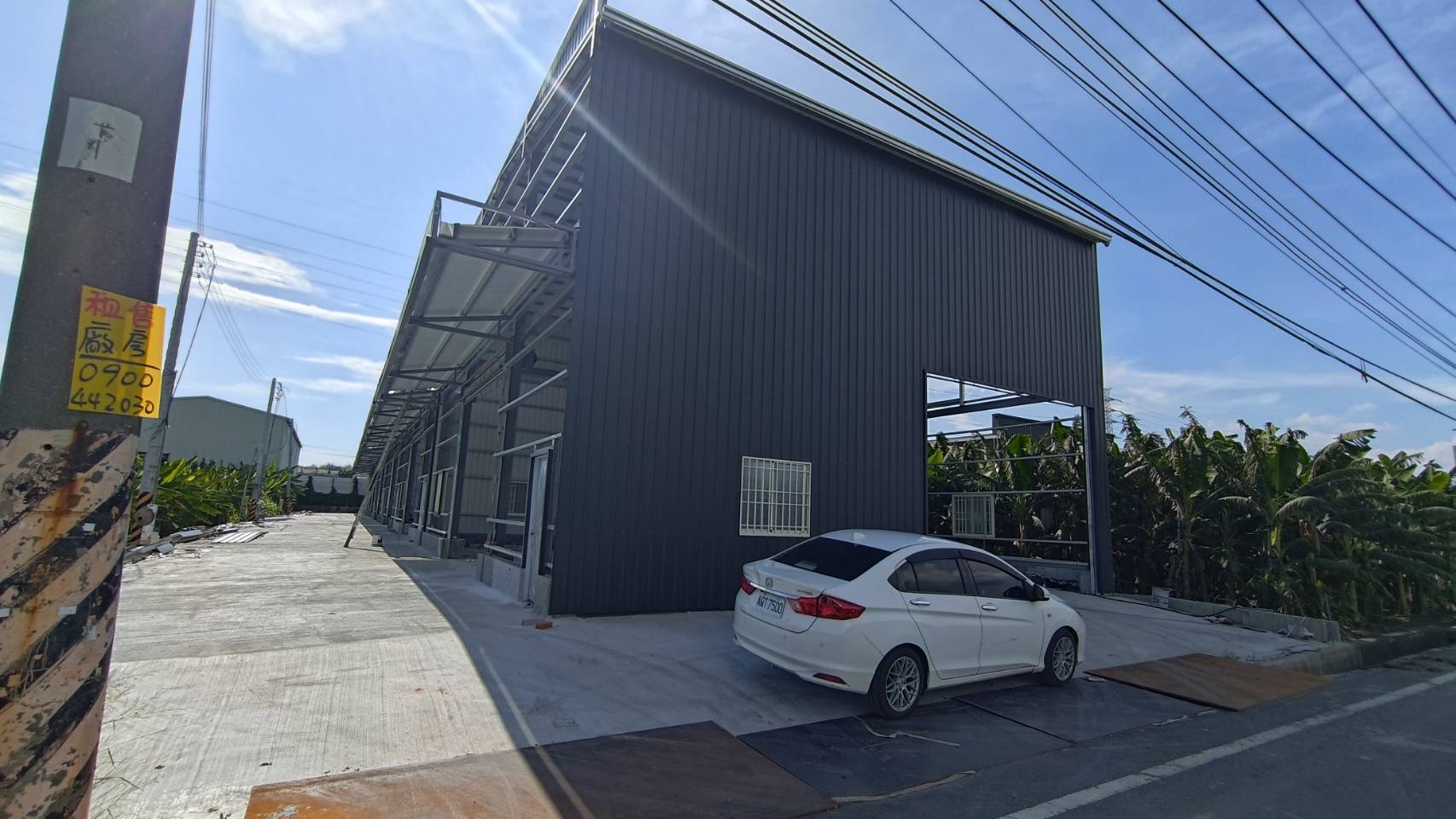 大寮昭明80坪即將完工廠房（陳美鳳）