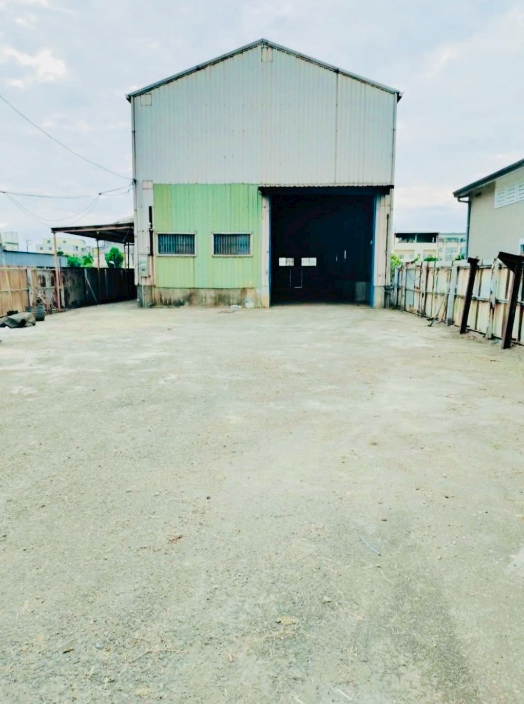 大寮交流道下合法農地廠房（陳美鳳）