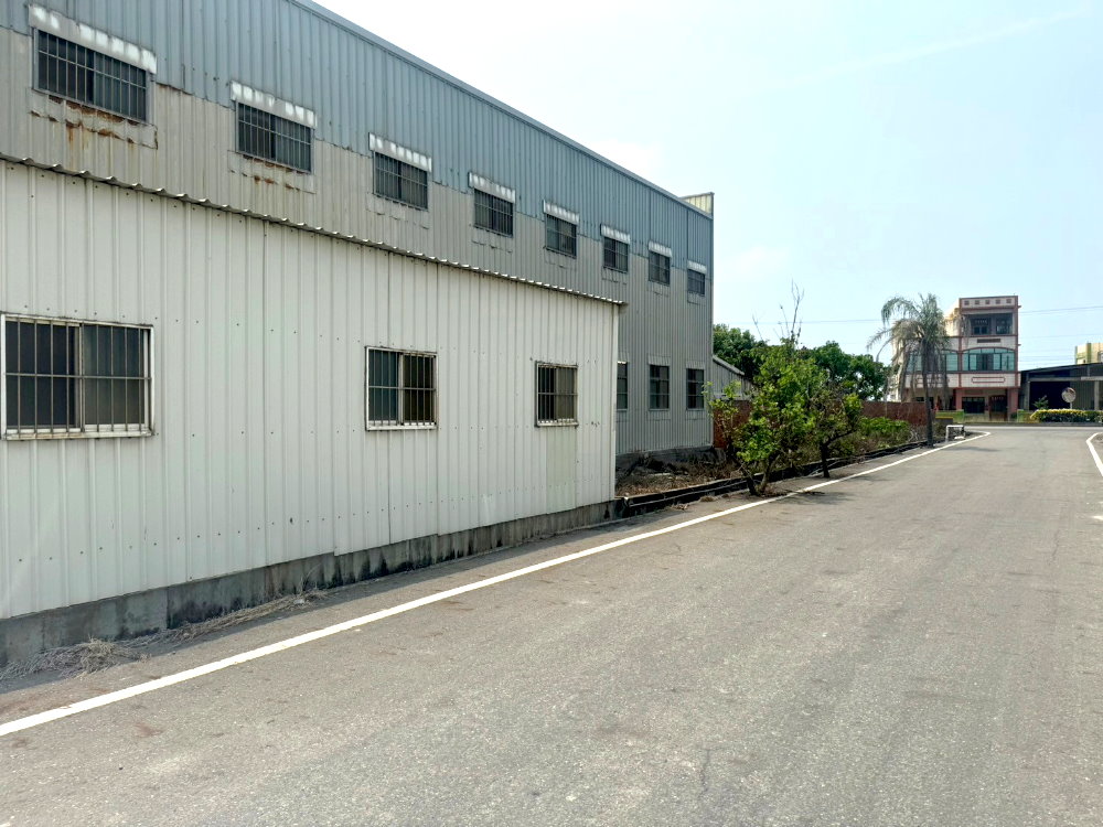 近鹿江國小可蓋6戶別墅#現有合法廠房