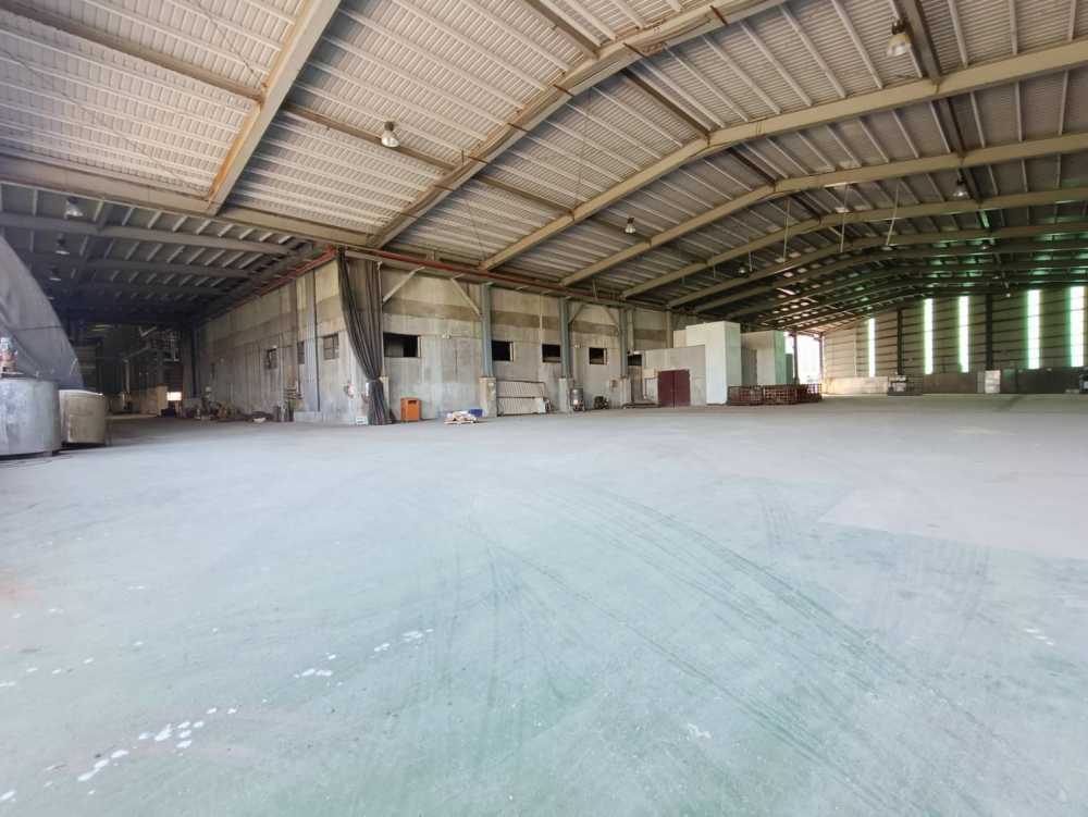 大寮鳳林一路4500坪大面寬合法甲工廠房+農地