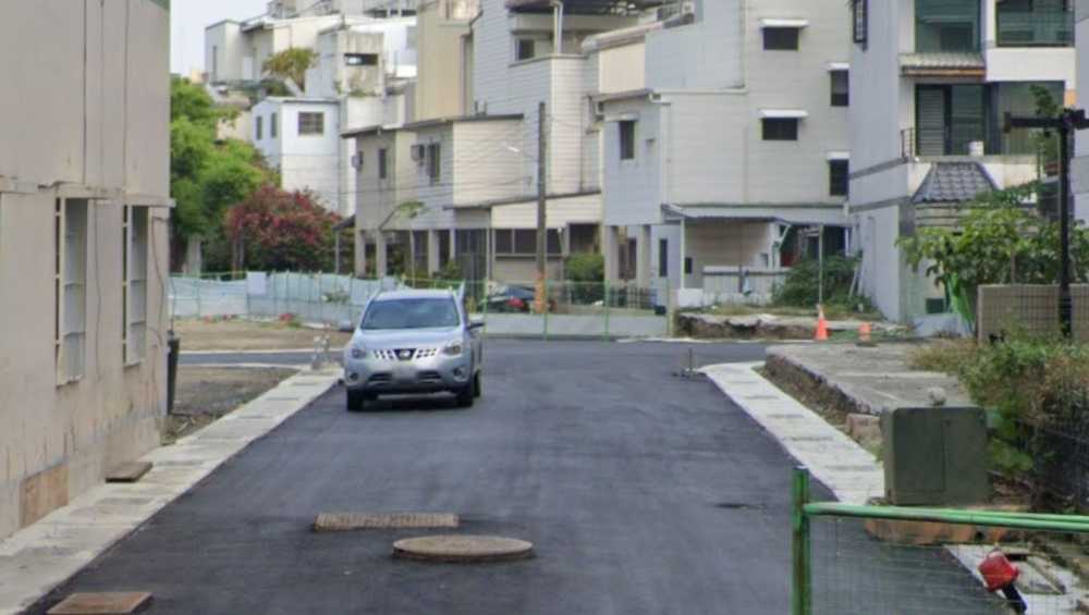 鳳山區文山段 三角建地 適合百業 第三之一住宅區