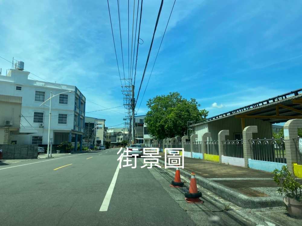 岡山國小旁/灣裡段/住宅+道路用地