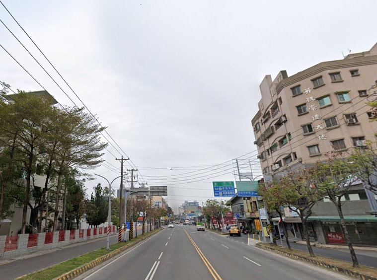 嘉義市中心崇文國小旁建地