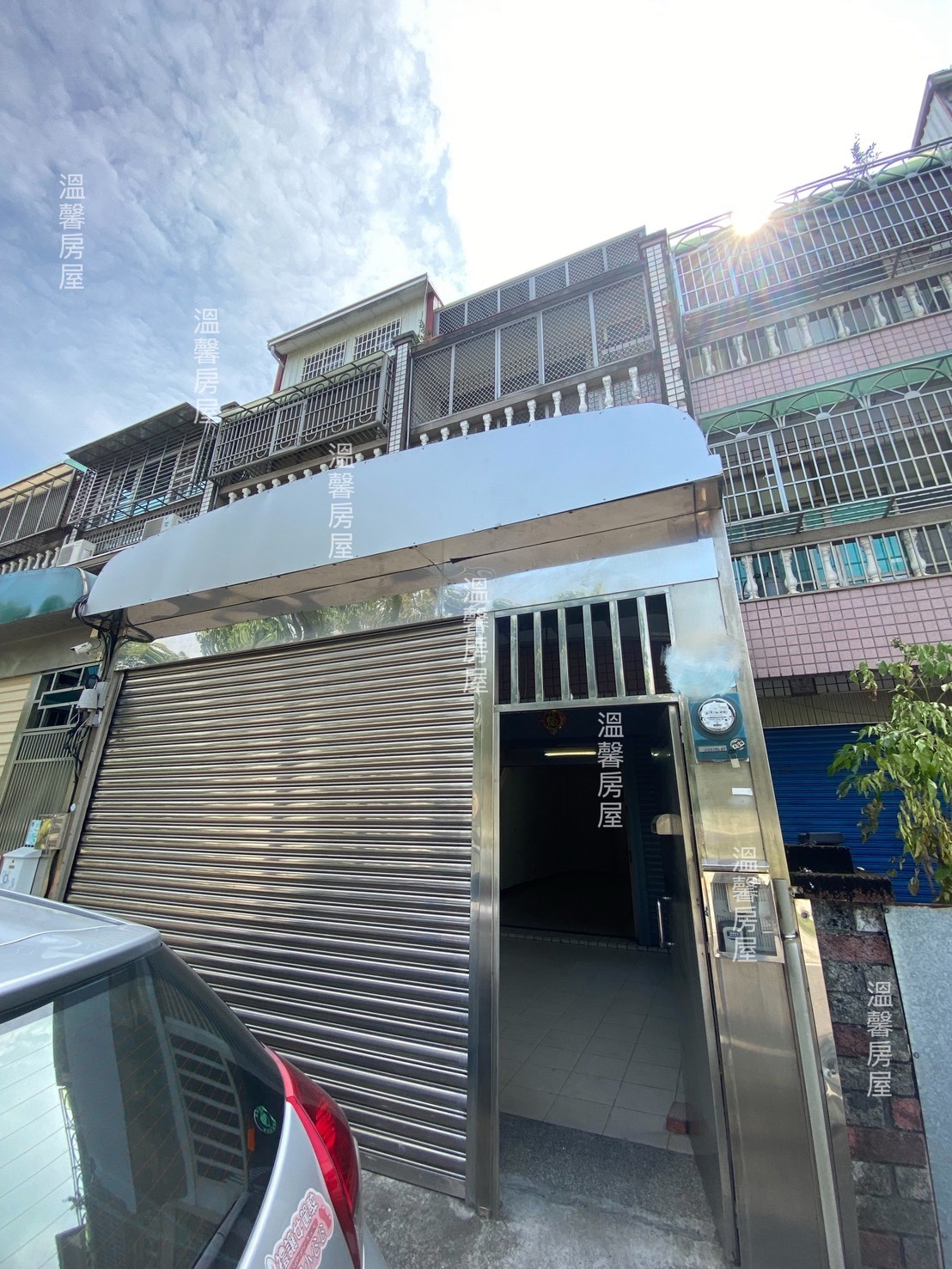 民雄福樂國小旁車庫別墅