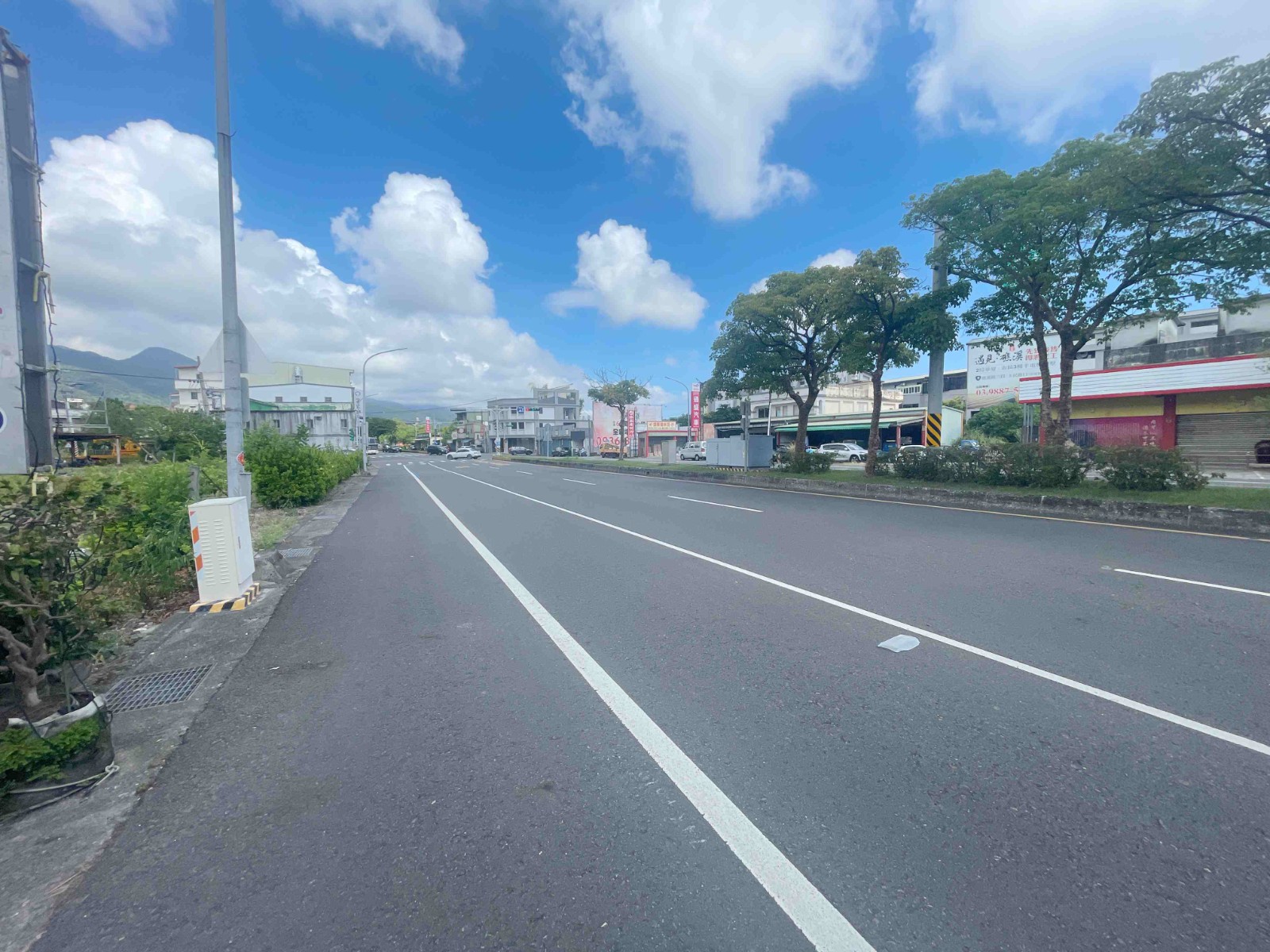 礁溪都內臨省道雙面路大面寬農地