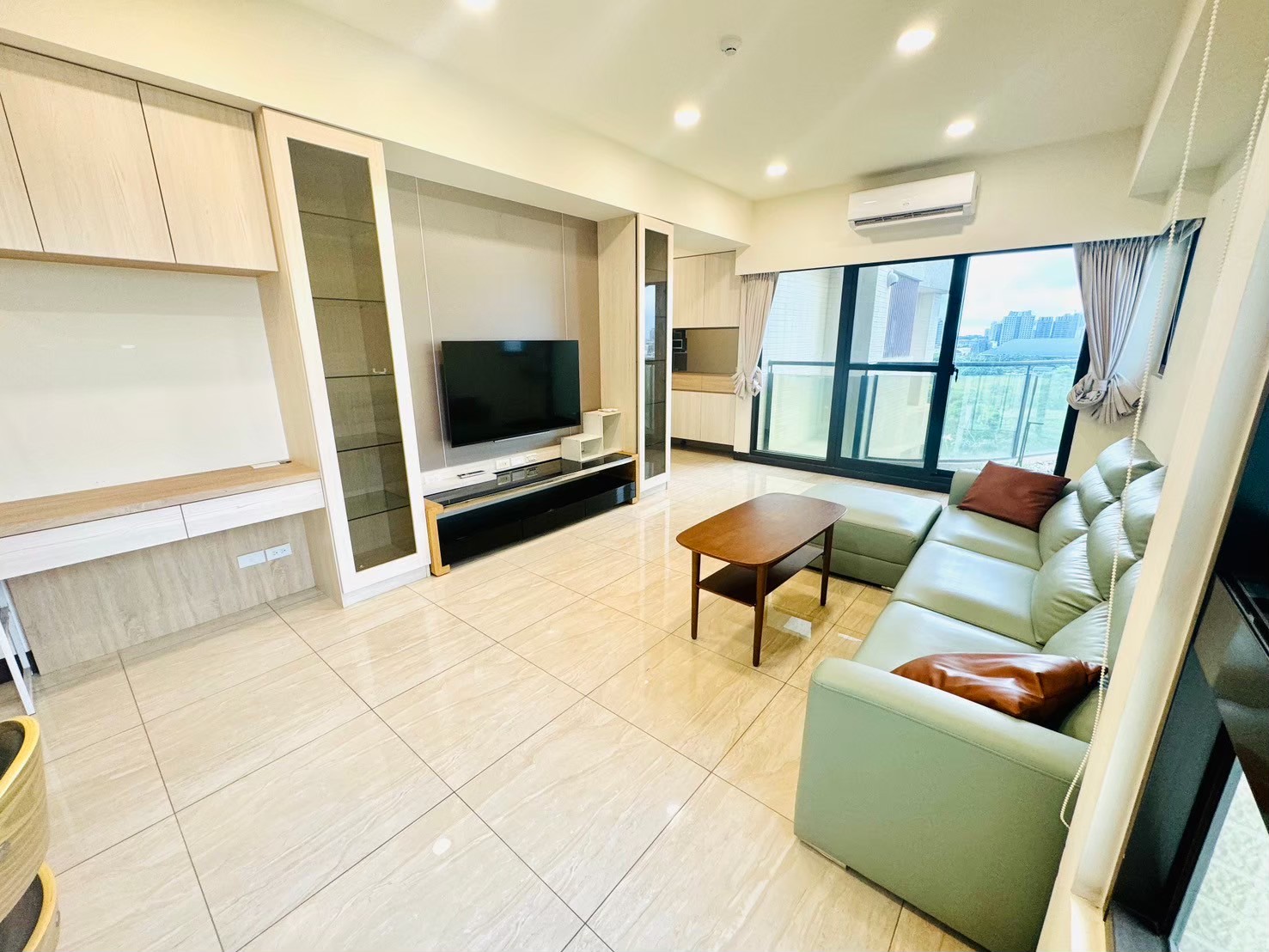 ⭐仁武八卦寮公園首排 三房+平車 衛浴開窗⭐