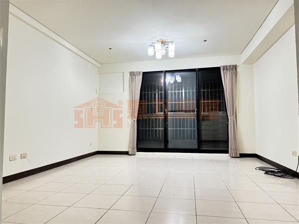 逢甲大學三房+平車