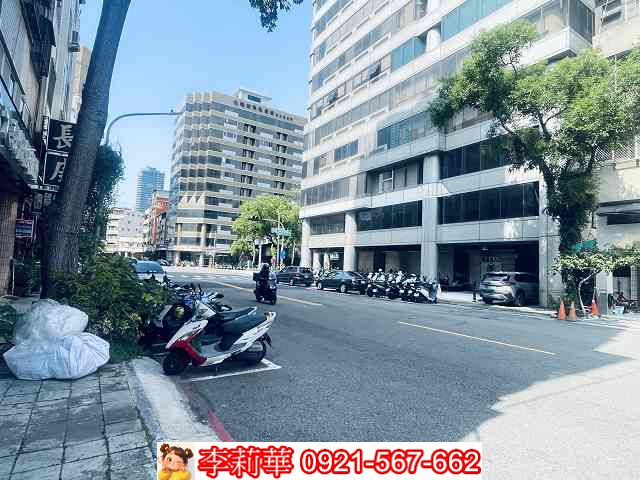 苓雅區成功國小海洋中心面寬建地