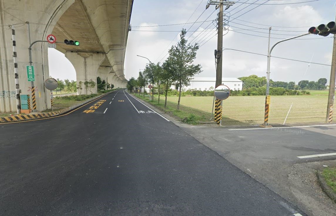 萬丹88交流道旁方正農地+小農舍