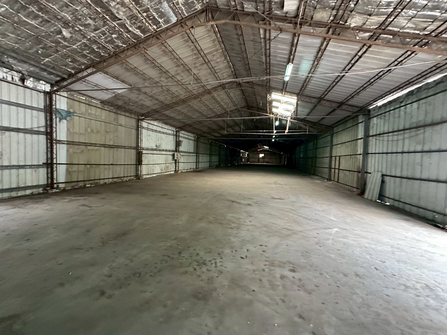 六分路大廠房(可分租)