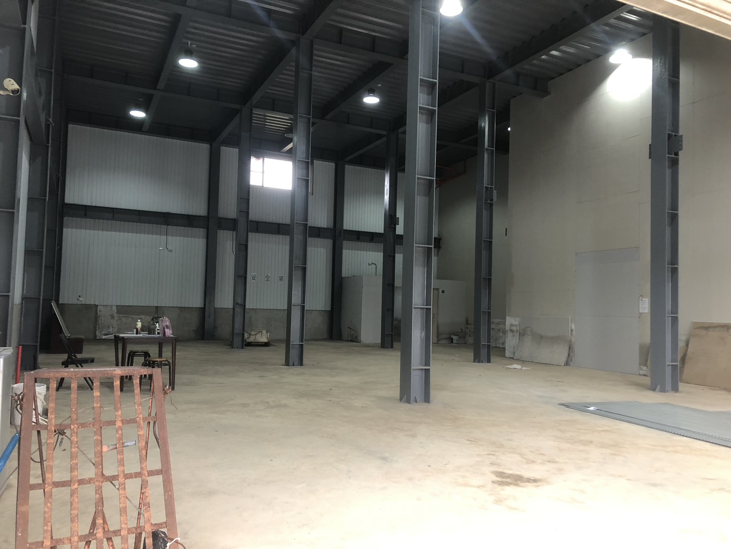 西濱旁全新合法甲建廠房