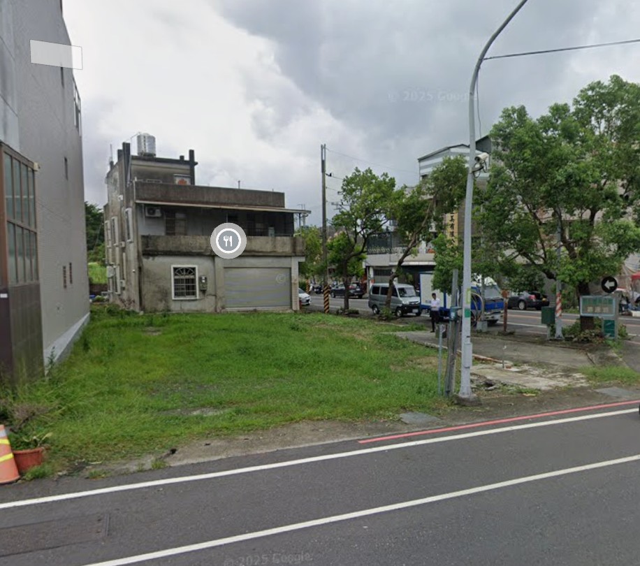 新化體育公園三角窗商業建地