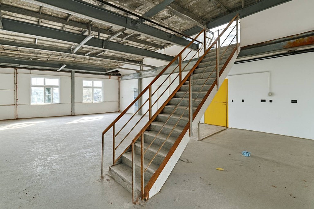 租南科旁RC廠房