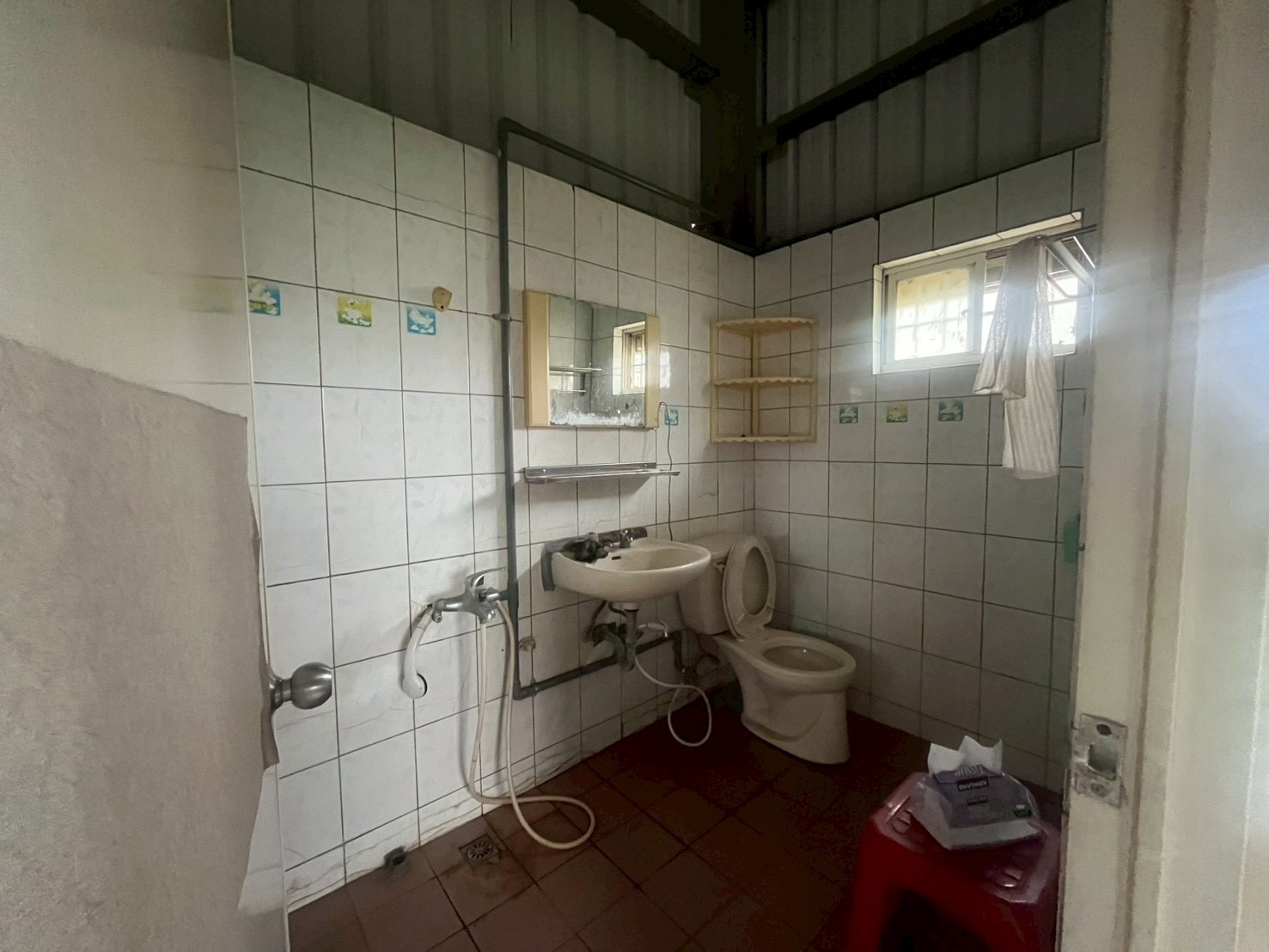 新屋東福路農舍