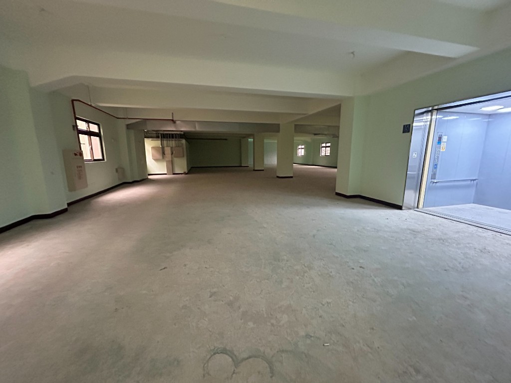 中壢台31線旁全新RC廠房