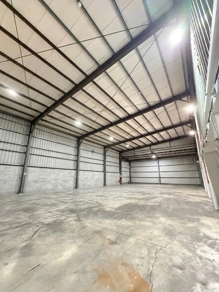 林口工業區/10米路/挑高廠房&bull;   新北市廠房買賣/工業地/建地/徵收農地/廠房出租