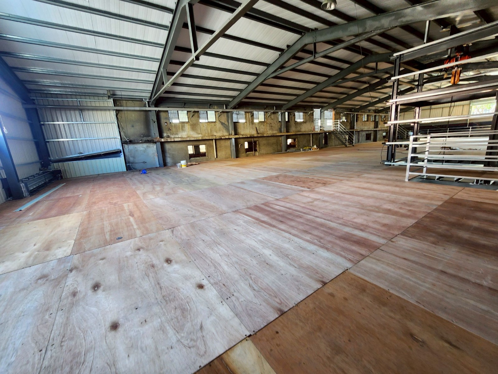 和美乙工大面寬廠房~0980-233766