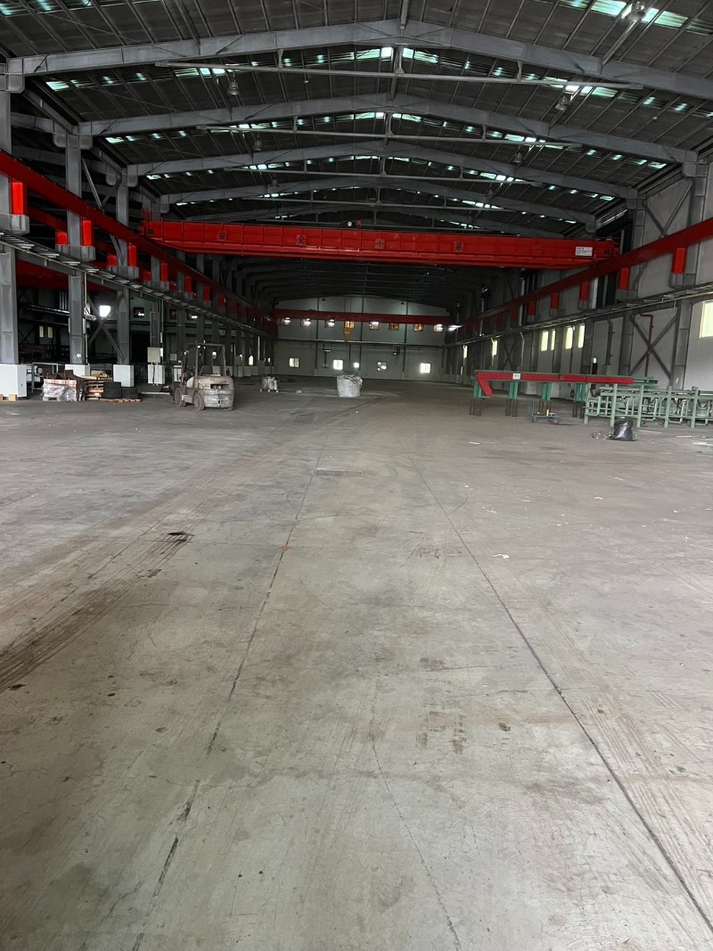 彰濱工業區挑高天車鋼構廠