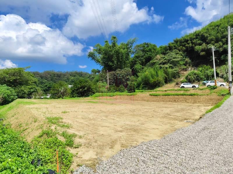 新竹縣峨眉鄉富興村分管平坦農地 春明地產