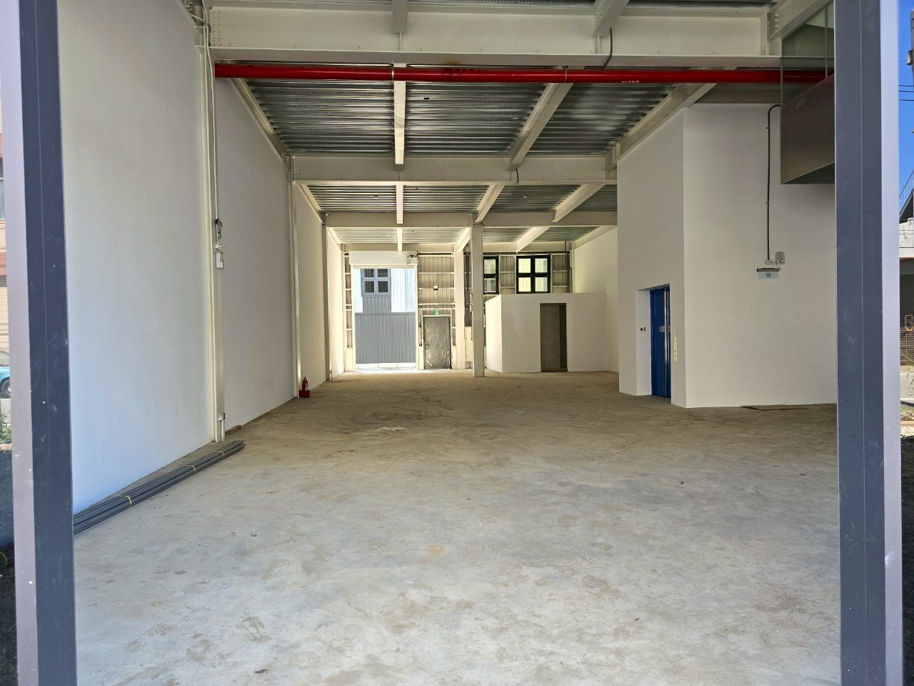 竹南/挑高5.5米/鋼構廠房(可廠登) &bull;    苗栗廠房工業地買賣/建地/徵收農地/廠房出租