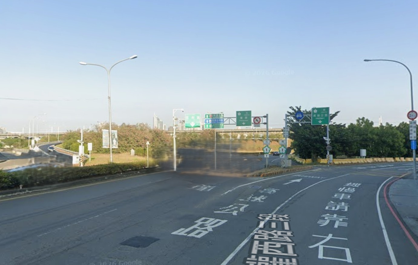 台中工業區12米路挑高廠房 &bull;  台中廠房買賣/工業地/建地/徵收農地/廠房出租