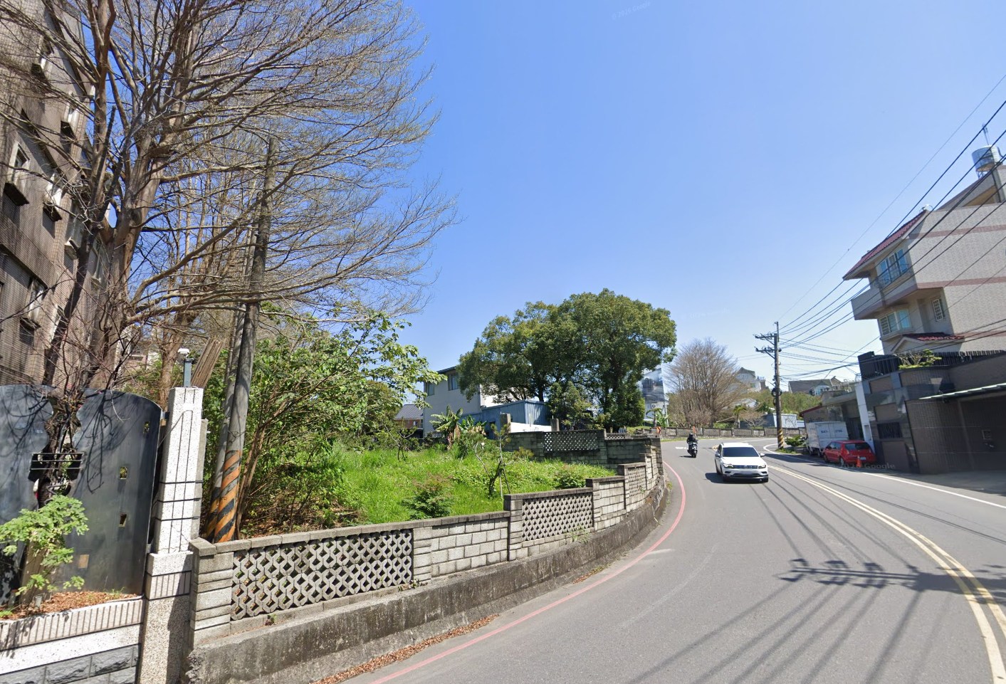新竹市青草湖12米路方正建地