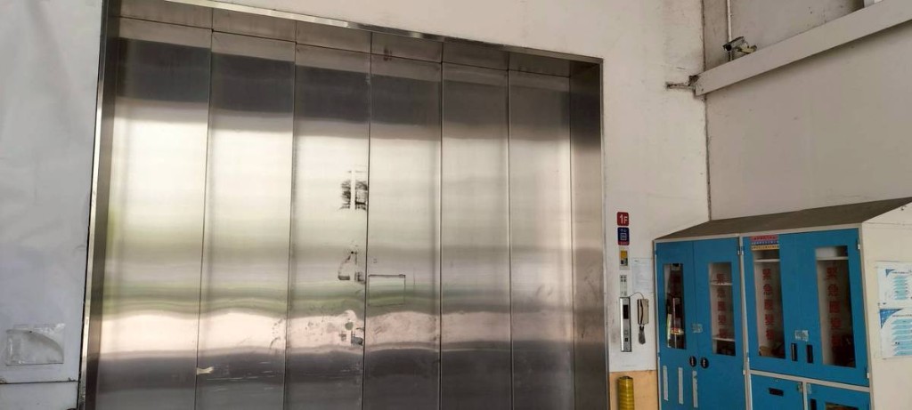 正台南科技工業區挑高貨梯可廠登無塵室廠房｜工業地買賣｜廠房買賣出租｜亞輪工業地廠房
