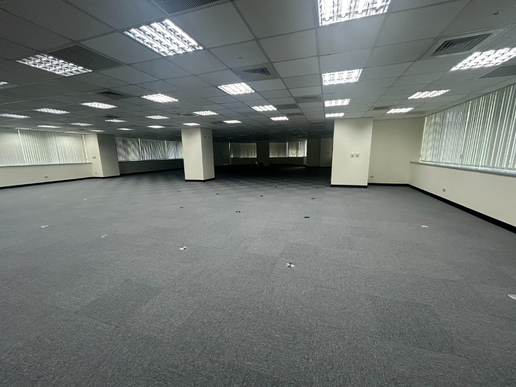 新竹交流道貨梯可廠登碼頭廠房｜工業地買賣｜廠房買賣出租｜亞輪工業地廠房