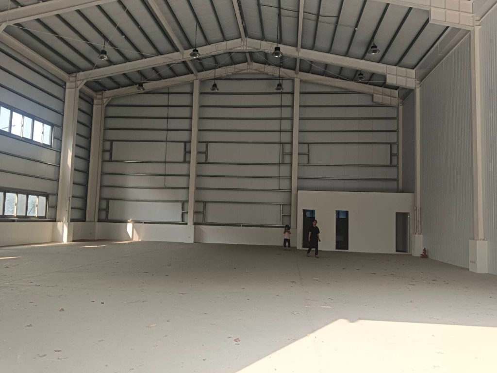 香山近台1線挑高7.2米貨梯可廠登碼頭廠房｜工業地買賣｜廠房買賣出租｜亞輪工業地廠房