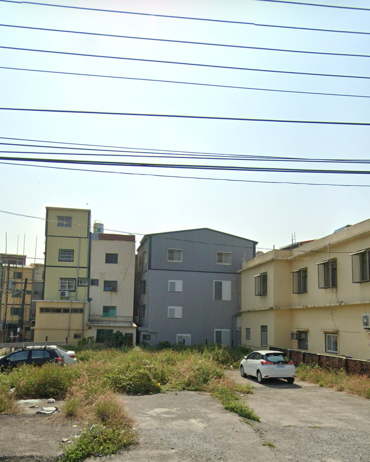 雙園大橋下大馬路上臨路三角窗店面建地（陳美鳳）